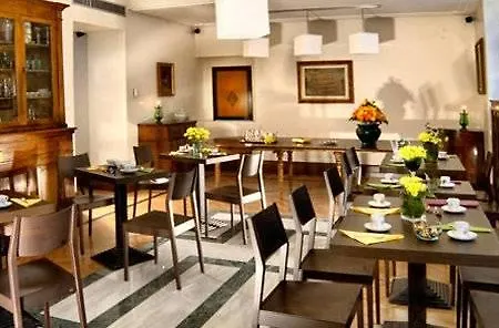 Hotel Relais 6 Via Tolmino Rome