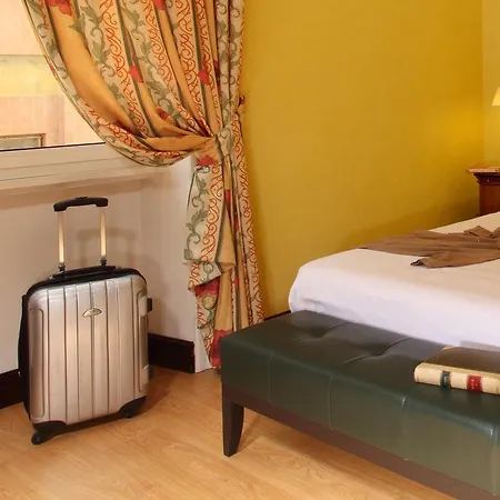 Relais 6 Via Tolmino Hotel