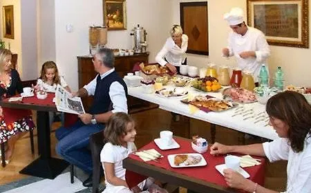 Relais 6 Via Tolmino 4* Roma