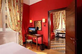Relais 6 Via Tolmino 4*