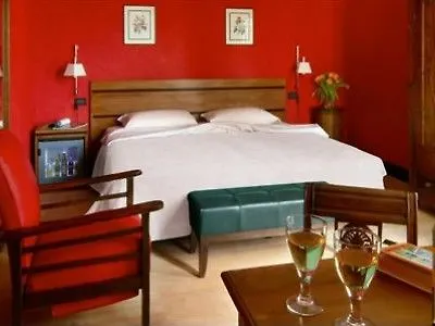 Relais 6 Via Tolmino 호텔 4*