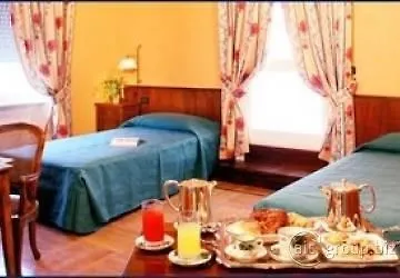 호텔 Relais 6 Via Tolmino 4*